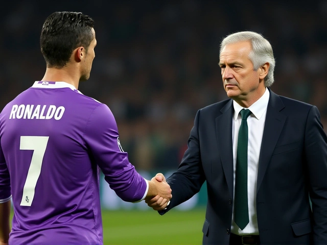 موروينيو ينفي بشكل قاطع انتقال رونالدو إلى فينرباهجة ويعتبر الشائعات "سخيفة"