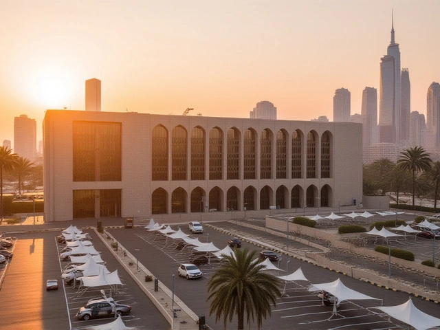 مركزي الإمارات يفرض غرامة 200 مليون درهم على شركة صرافة لمخالفات جسيمة