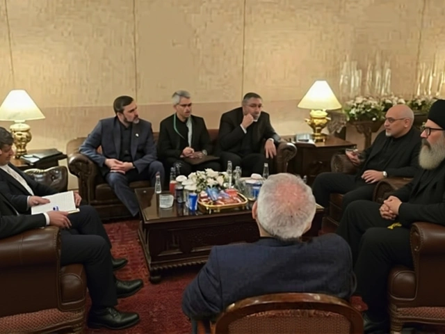 مستشار قالیباف: الحصار الأمريكي "قصف جوي" والرد يجب أن يكون عسكرياً