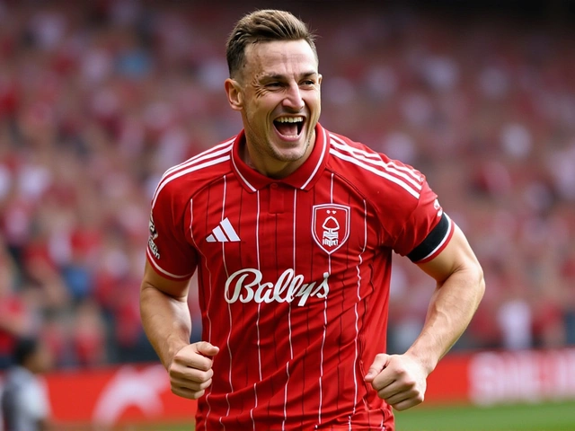 نوتينغهام فورست يسحق برينتفورد بثلاثية في افتتاحية البريميرليج