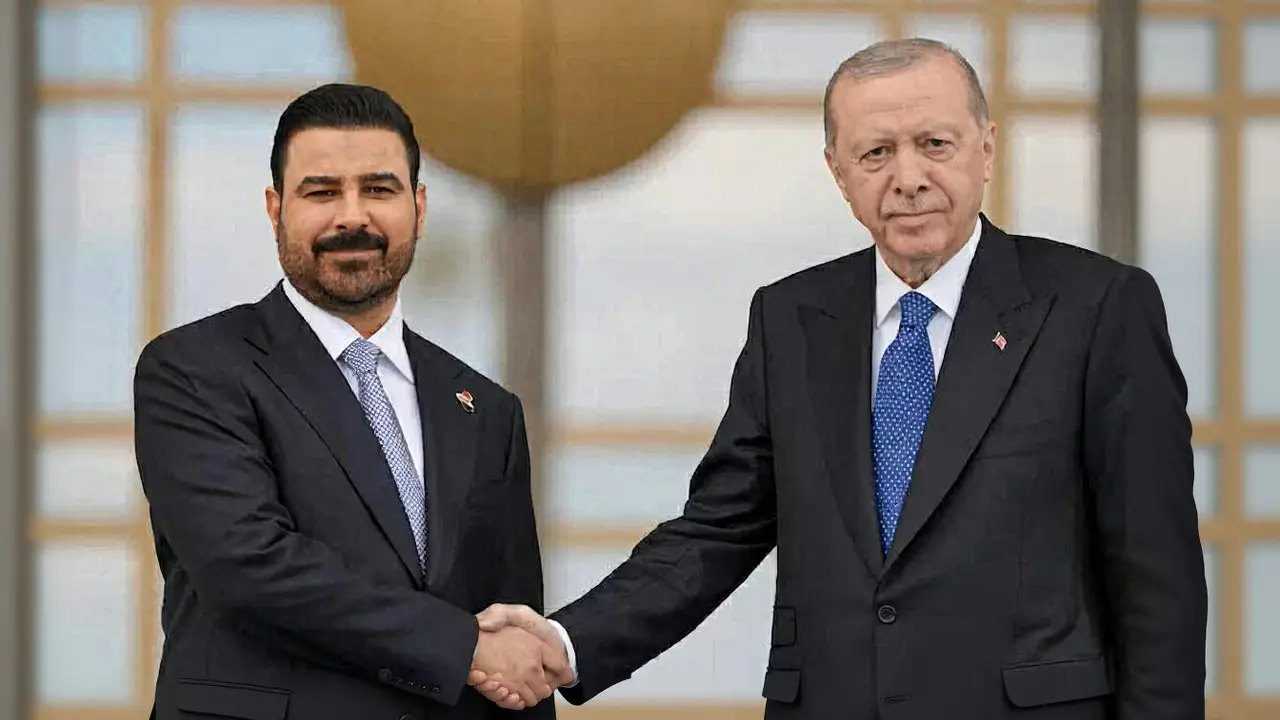 العراق وتركيا توقّعان اتفاقاً مؤقتاً لاستمرار تدفق النفط عبر خط جيهان