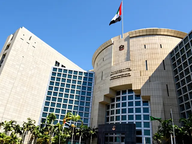 الإمارات تدعم الرياض بعد غارات أمريكا والسعودية على الحشد