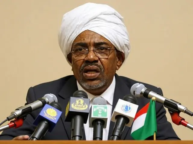 أوباما البشير: 17 عاماً على مذكرة التوقيف دون تنفيذ