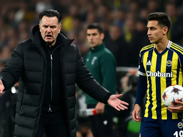 إيمري يفقد أعصابه ويعتدي على تيليمانس في الدوري الأوروبي