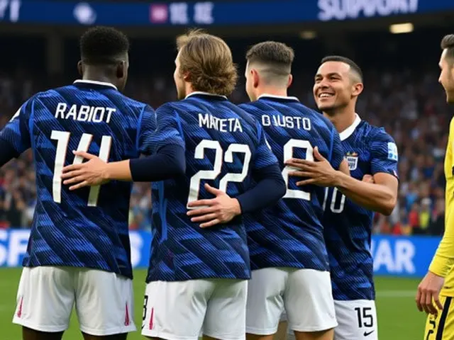 مبابي يسجل ثنائية ويقود فرنسا للفوز على السويد 3-0 في كأس العالم