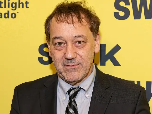 سام رايمي يكشف: حاولت إخراج فيلم باتمان لكن حقوقه كانت العقبة