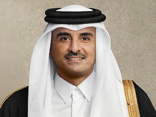 سلطان عمان يؤكد وقوفه بجانب الكويت بعد الهجوم الإيراني