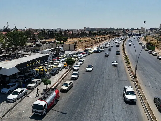 طوابير الوقود في سوريا: اختناق توزيع أم نقص حقيقي؟