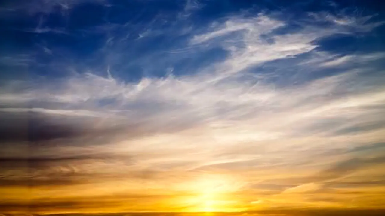 العوامل الجوية: ما الذي يحرك هذه السحب؟