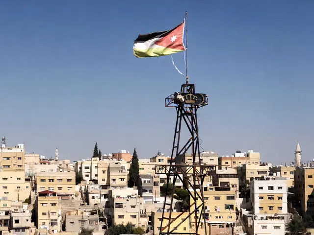 الأردن يسقط 7 صواريخ و6 مسيرات إيرانية في تصعيد مفاجئ