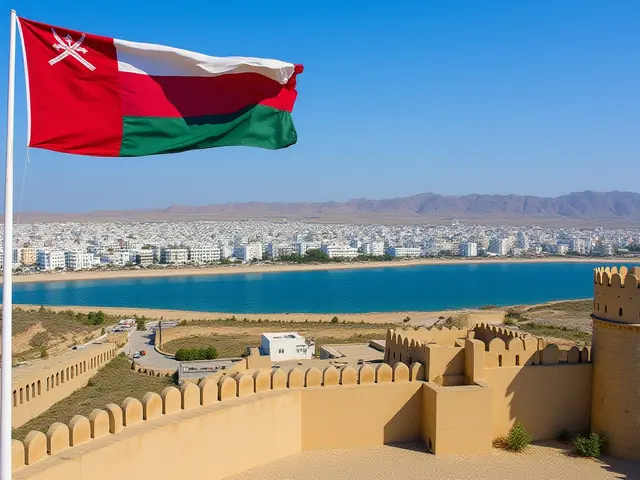 أمطار الخريف مستمرة في ظفار.. وسحب رعدية متوقعة على جبال الحجر