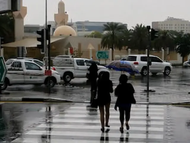 طقس الإمارات: أمطار غزيرة ودرجات حرارة تنخفض إلى 7 درجات