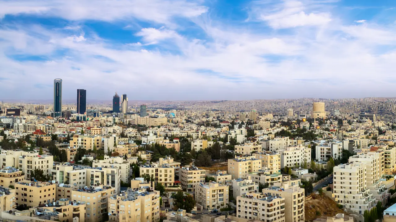 سجل طقس عمّان: حرارة قياسية في أكتوبر 2021