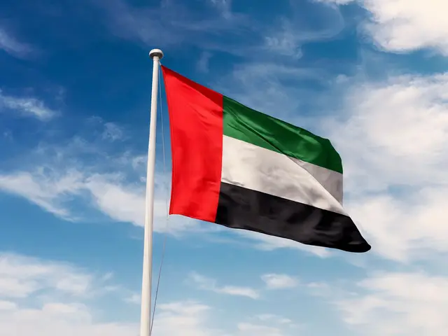 الإمارات تدين هجمات المسيرات على منشآت النفط السعودية