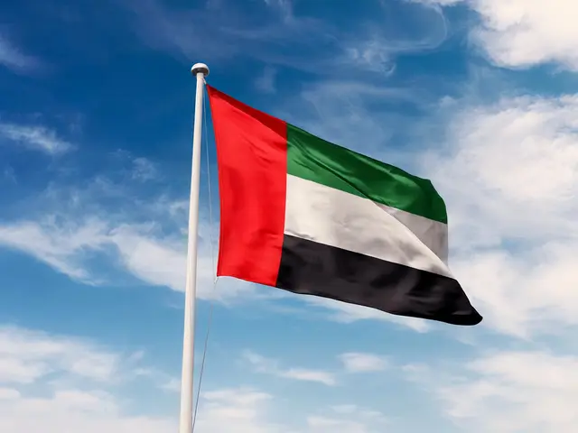 الإمارات تدين هجوماً إيرانياً صاروخياً جديداً على الأردن