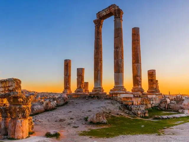 الأردن يستعد لسيول مفاجئة وأمطار رعدية غزيرة